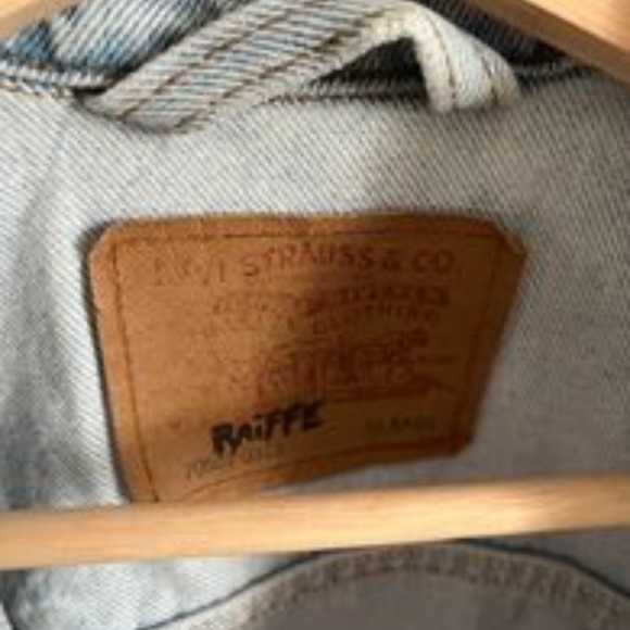 Vintage XL Levi's Custom Acid wash Denim Jacket - Picture 6 of 7